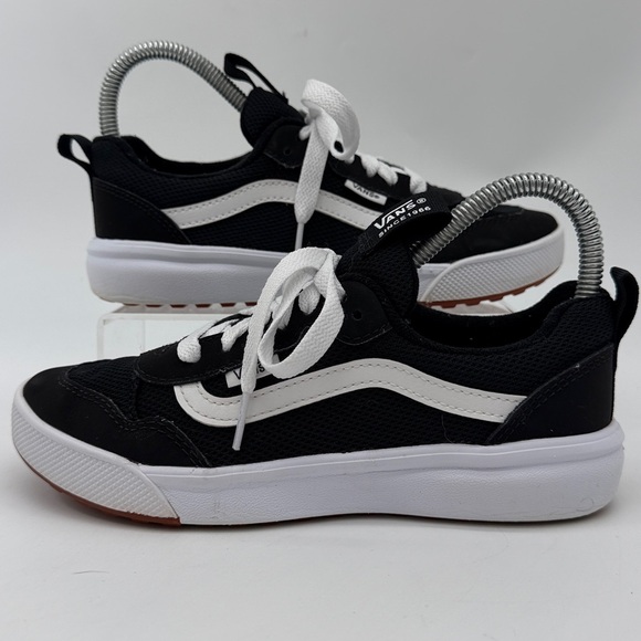 Vans Other - Vans Range EXP Low Top Youth Size 4 Black White Nylon Suede Sneakers